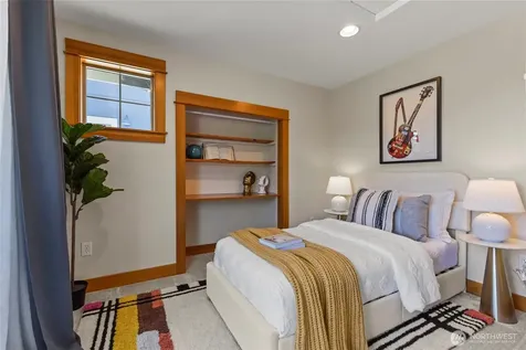 4105 Fremont Avenue N Seattle WA 98103
