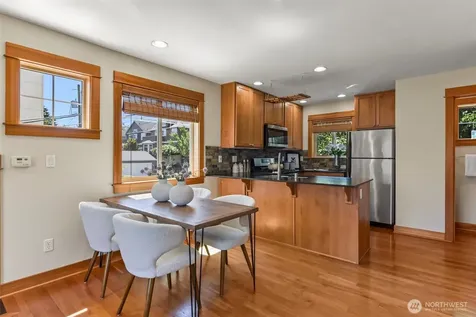 4105 Fremont Avenue N Seattle WA 98103
