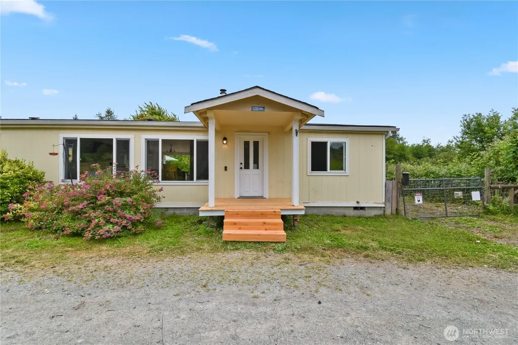 18268 Colony Road Bow WA 98232