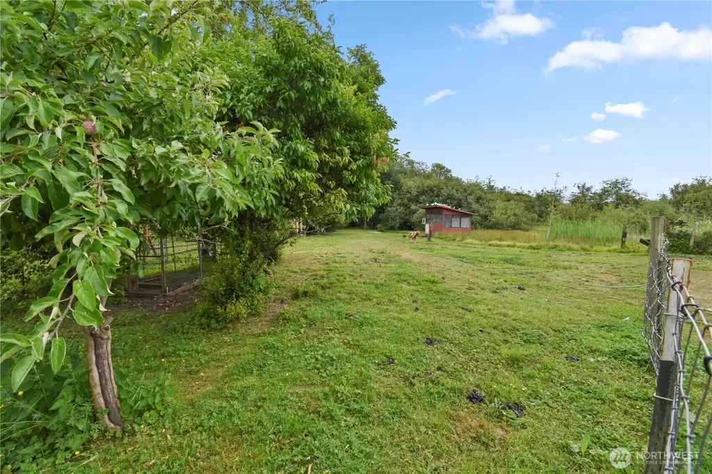 18268 Colony Road Bow WA 98232