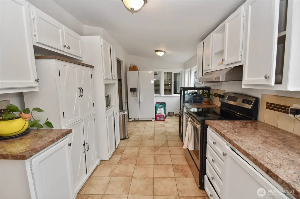18268 Colony Road Bow WA 98232