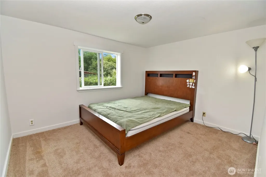 18268 Colony Road Bow WA 98232