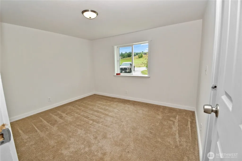 18268 Colony Road Bow WA 98232