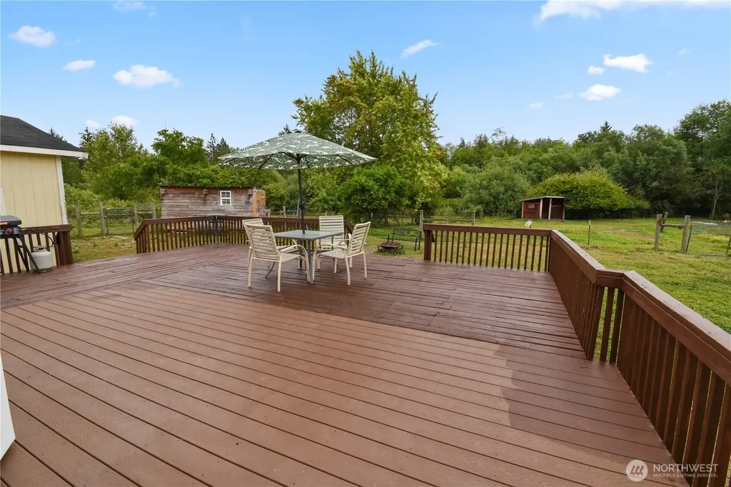 18268 Colony Road Bow WA 98232
