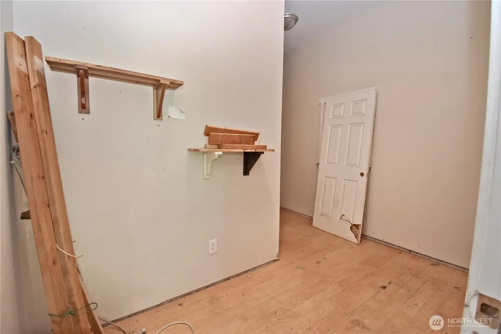 18268 Colony Road Bow WA 98232