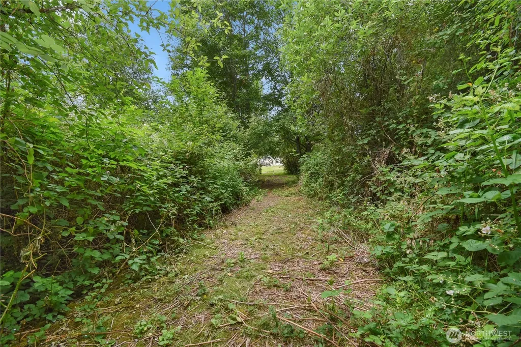 18268 Colony Road Bow WA 98232