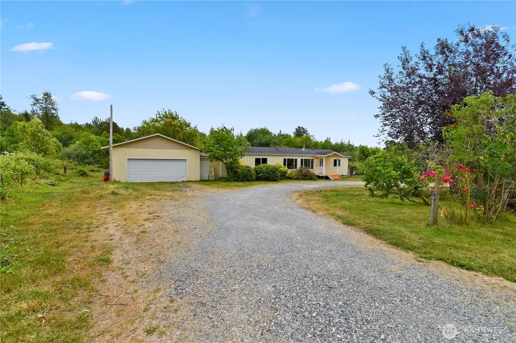 18268 Colony Road Bow WA 98232