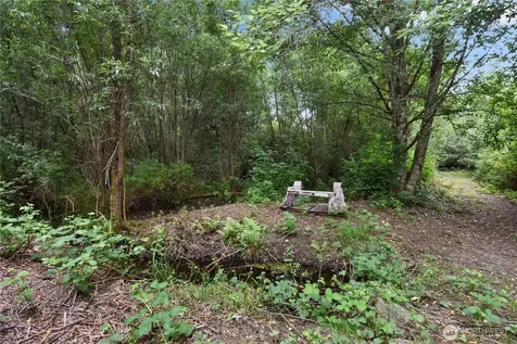 18268 Colony Road Bow WA 98232