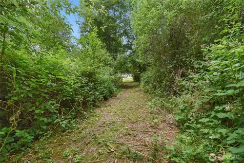 18268 Colony Road Bow WA 98232