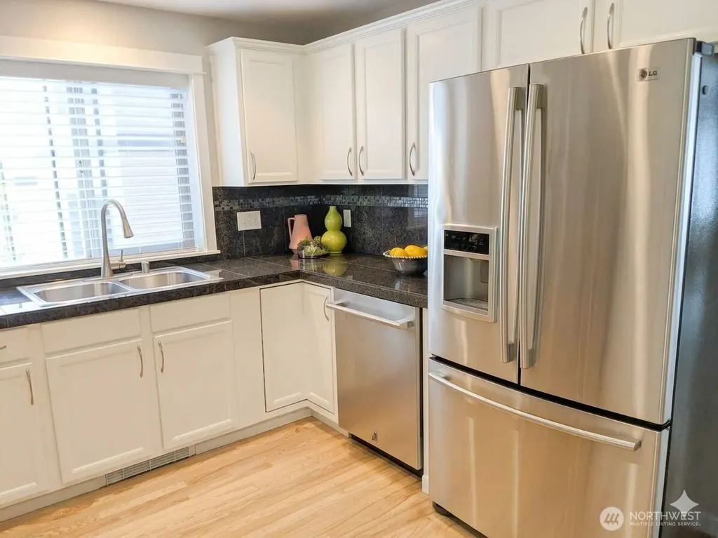 2138 N 113th Street Seattle WA 98133