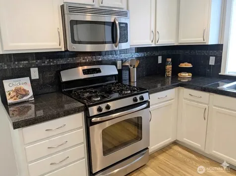 2138 N 113th Street Seattle WA 98133