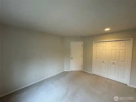 19416 NE 43rd Place Sammamish WA 98074