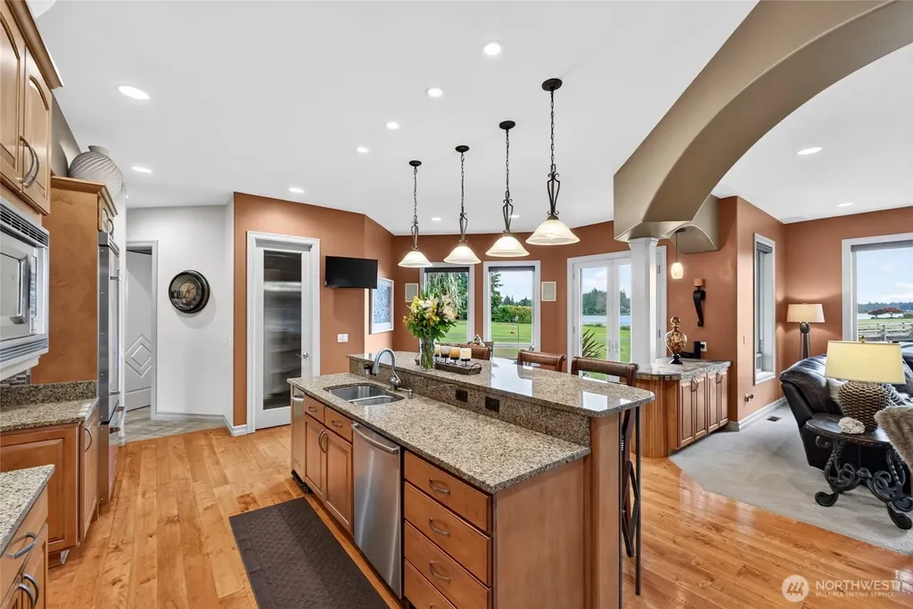 20208 Island Parkway East Lake Tapps WA 98391