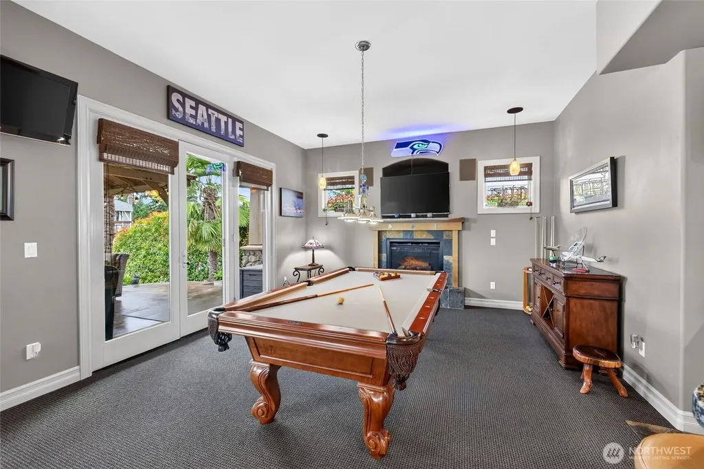 20208 Island Parkway East Lake Tapps WA 98391