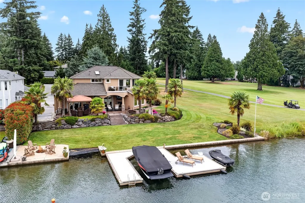 20208 Island Parkway East Lake Tapps WA 98391