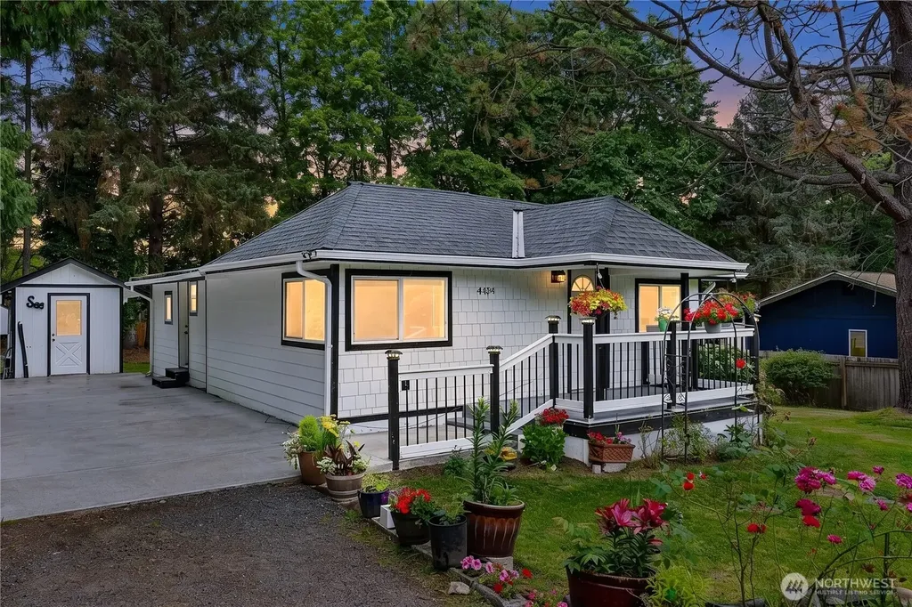 4434 Forest Drive Everett WA 98203