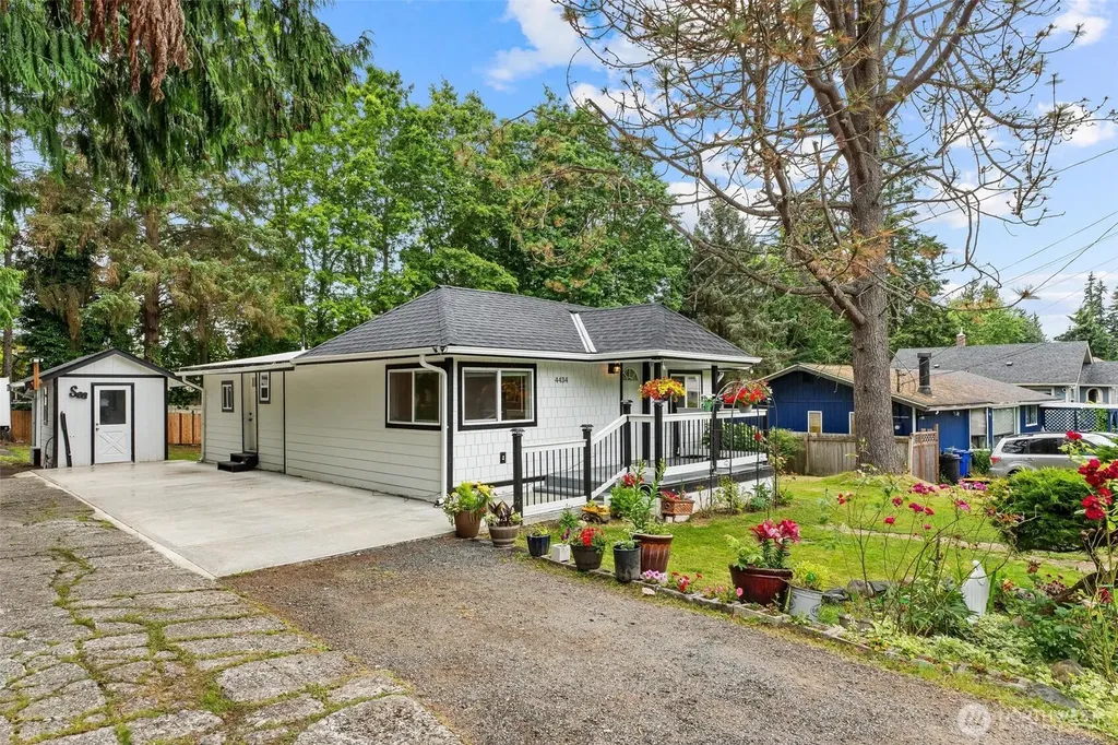4434 Forest Drive Everett WA 98203