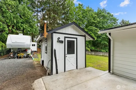 4434 Forest Drive Everett WA 98203