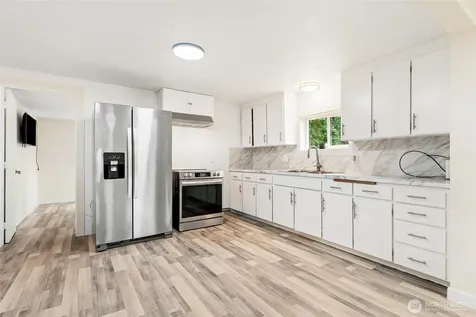 4434 Forest Drive Everett WA 98203