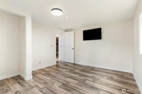 4434 Forest Drive Everett WA 98203