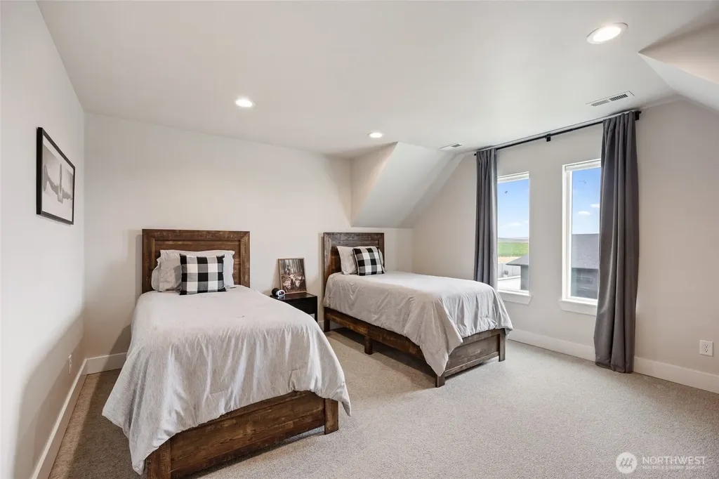 7979 SE Dune Lake Road Moses Lake WA 98837