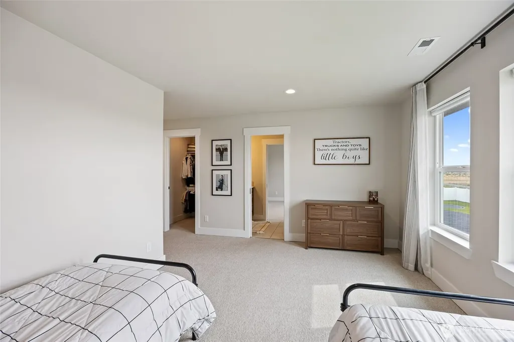 7979 SE Dune Lake Road Moses Lake WA 98837