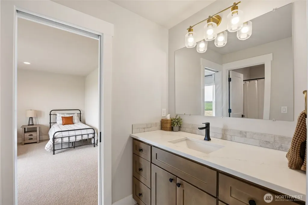 7979 SE Dune Lake Road Moses Lake WA 98837