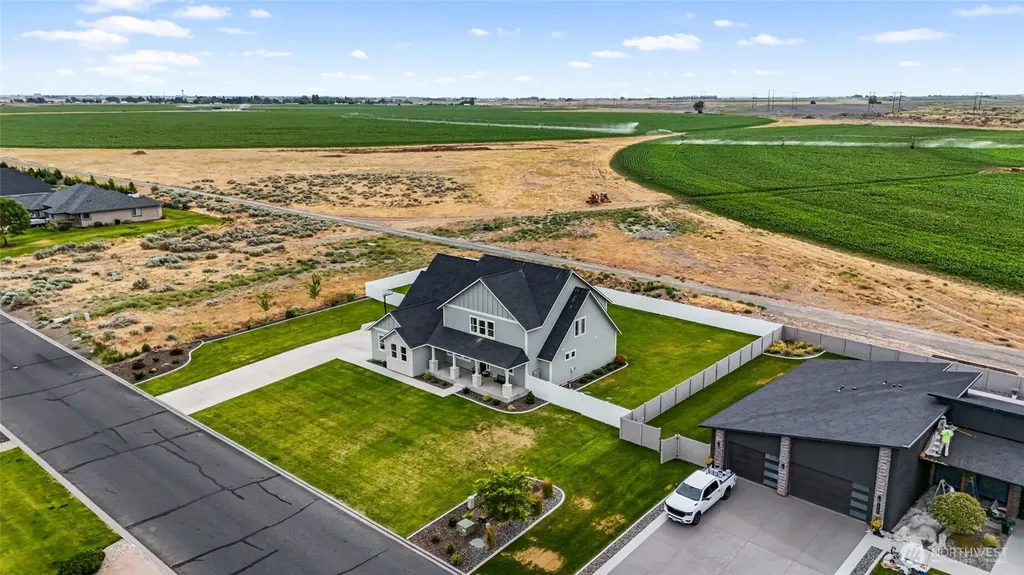 7979 SE Dune Lake Road Moses Lake WA 98837