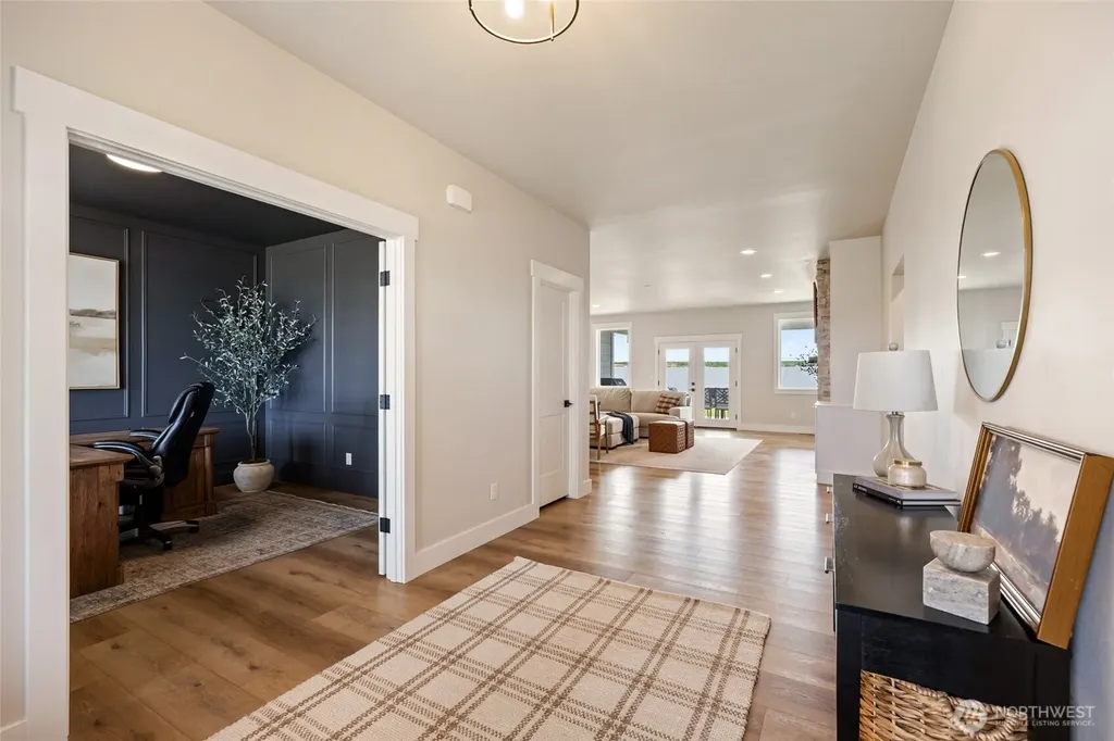 7979 SE Dune Lake Road Moses Lake WA 98837