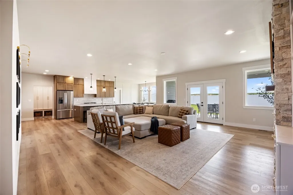 7979 SE Dune Lake Road Moses Lake WA 98837