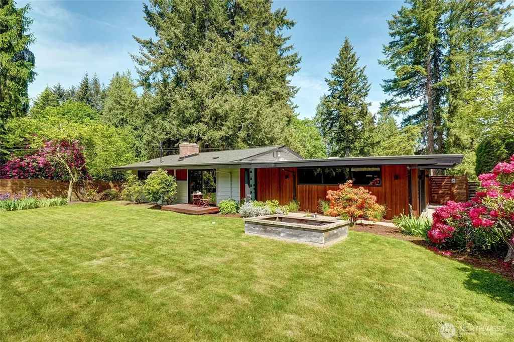 17050 NE 95th Street Redmond WA 98052