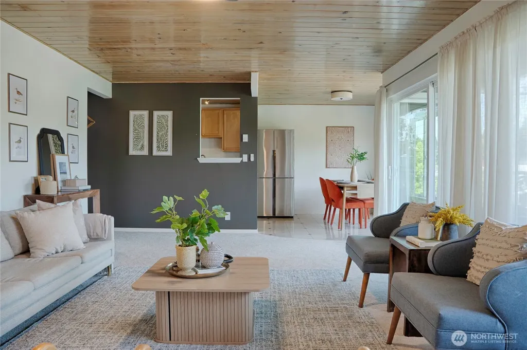 5249 40th Avenue NE Seattle WA 98105