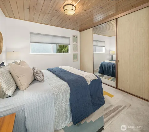 5249 40th Avenue NE Seattle WA 98105