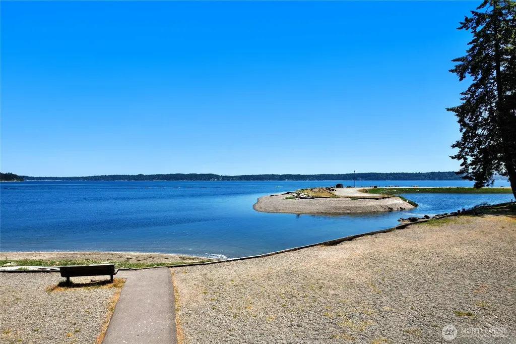 559 E Pointes Drive Shelton WA 98584
