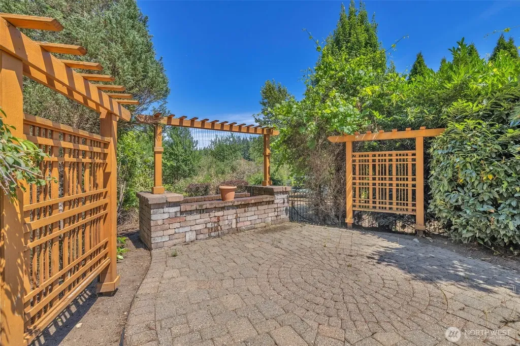 33020 135th Place SE Auburn WA 98092