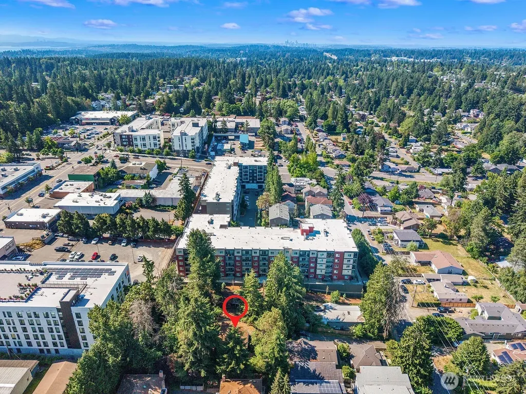 17552 12th Avenue NE Shoreline WA 98155