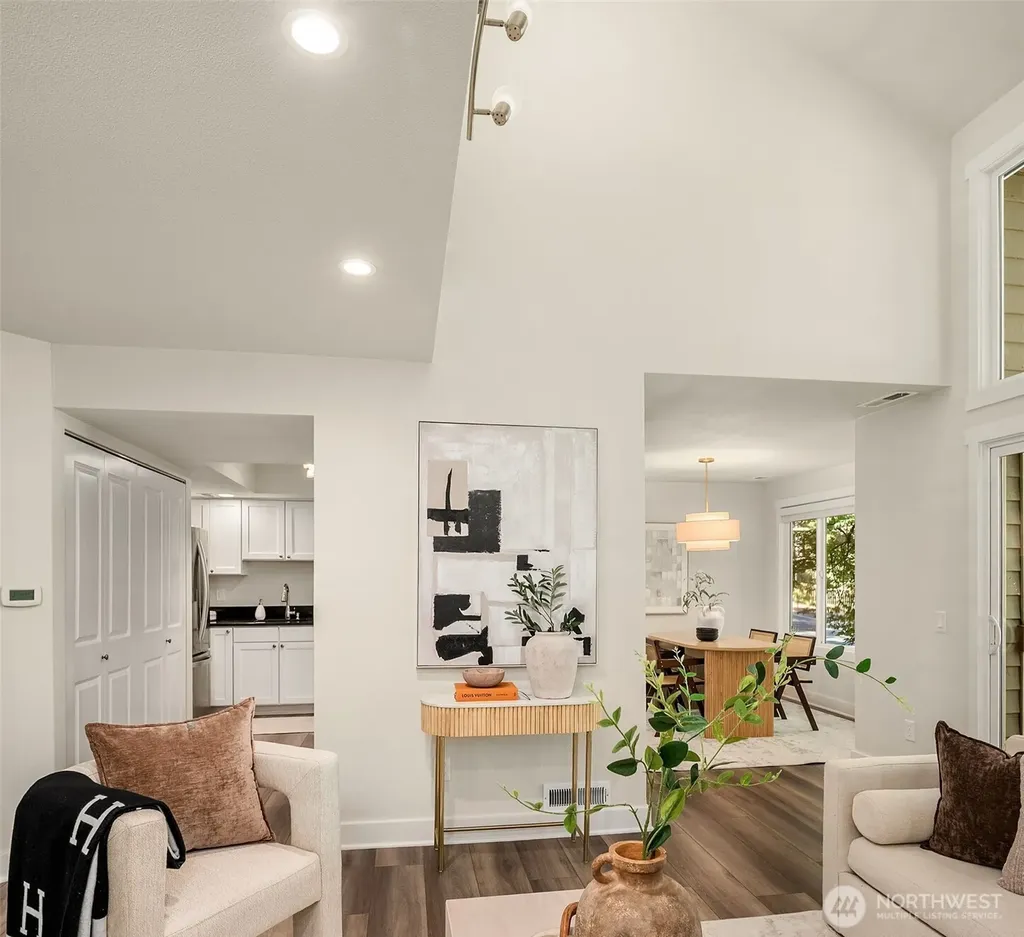 4283 152nd Court SE Bellevue WA 98006