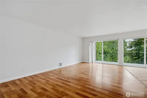 321 Bellevue Way SE Bellevue WA 98004
