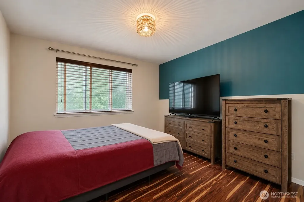 18026 75th Avenue E Puyallup WA 98375