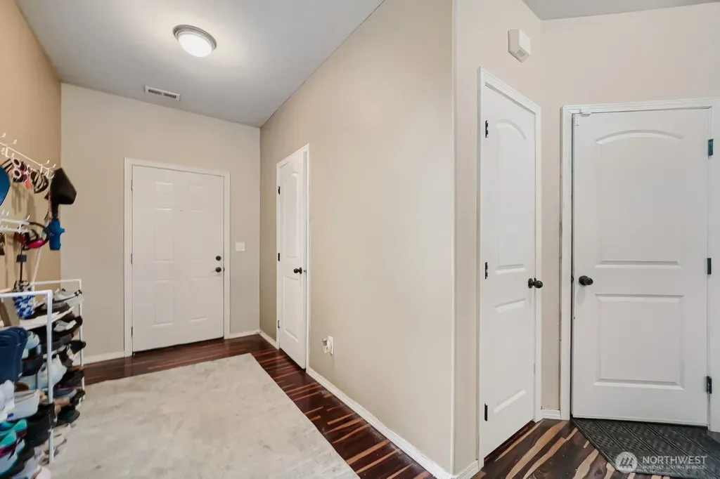 18026 75th Avenue E Puyallup WA 98375