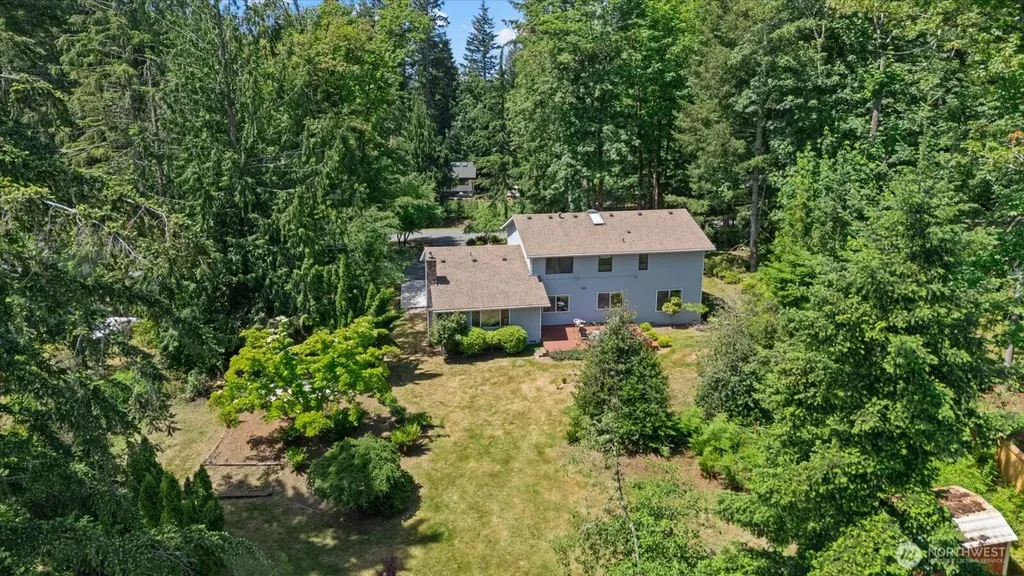 2006 245th Avenue SE Sammamish WA 98075