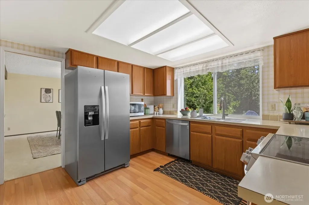 2006 245th Avenue SE Sammamish WA 98075