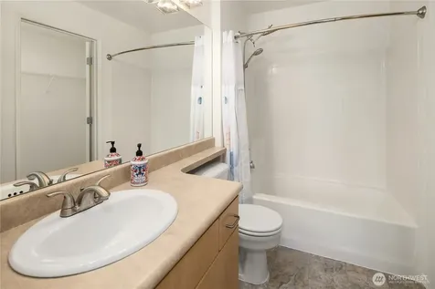 710 240th Way SE Sammamish WA 98074