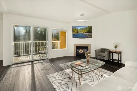 710 240th Way SE Sammamish WA 98074