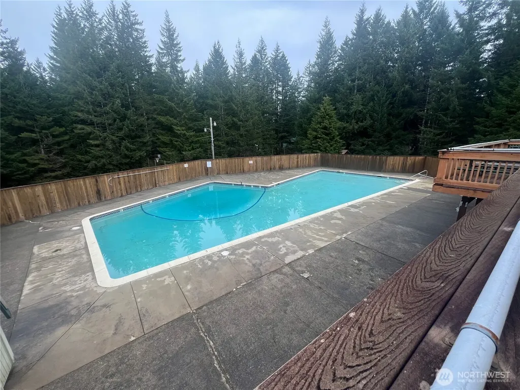 41 N Diamondhead Drive Lilliwaup WA 98555