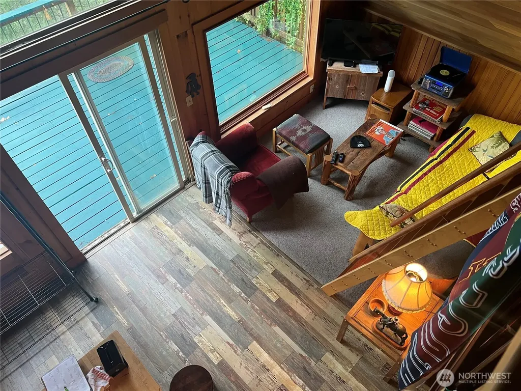 41 N Diamondhead Drive Lilliwaup WA 98555
