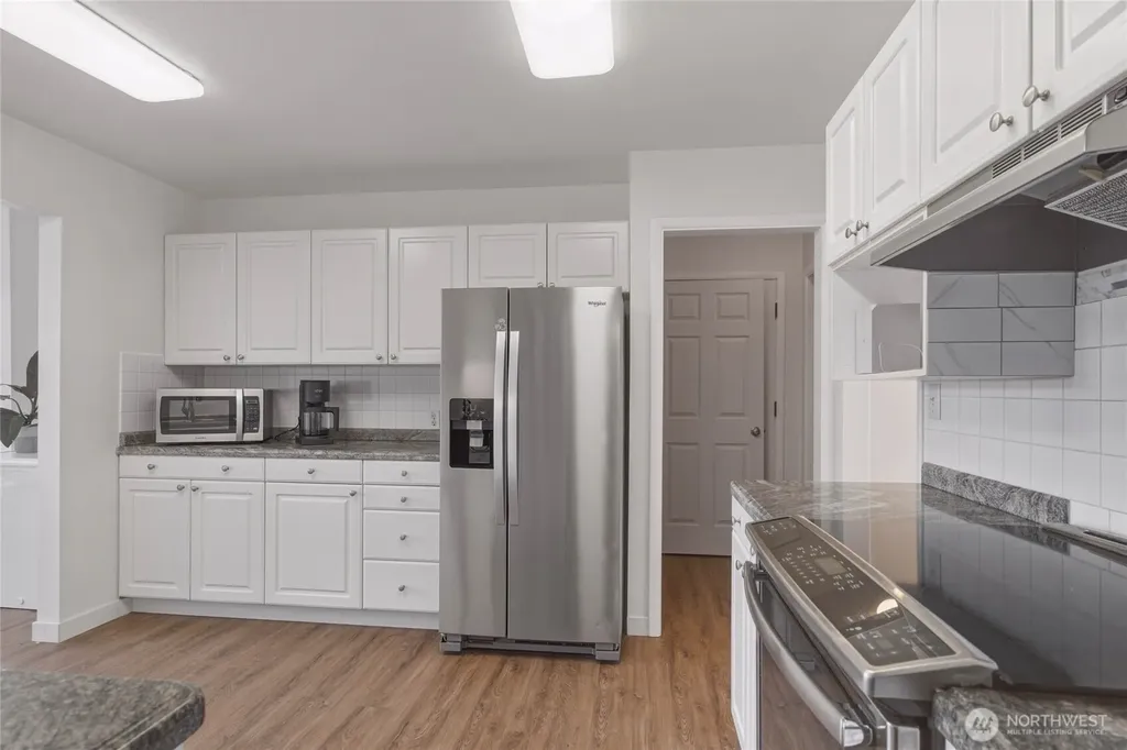 1310 Red Apple Road Wenatchee WA 98801