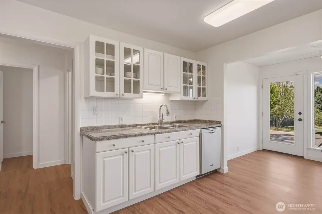 1310 Red Apple Road Wenatchee WA 98801