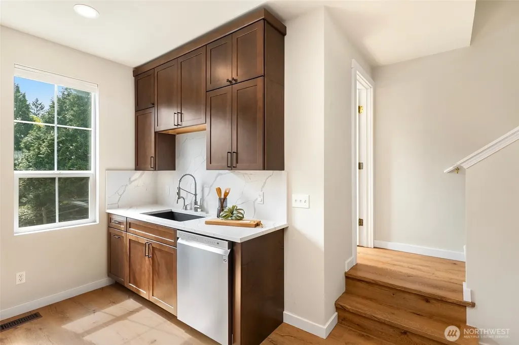 5390 237th Terrace SE Issaquah WA 98029