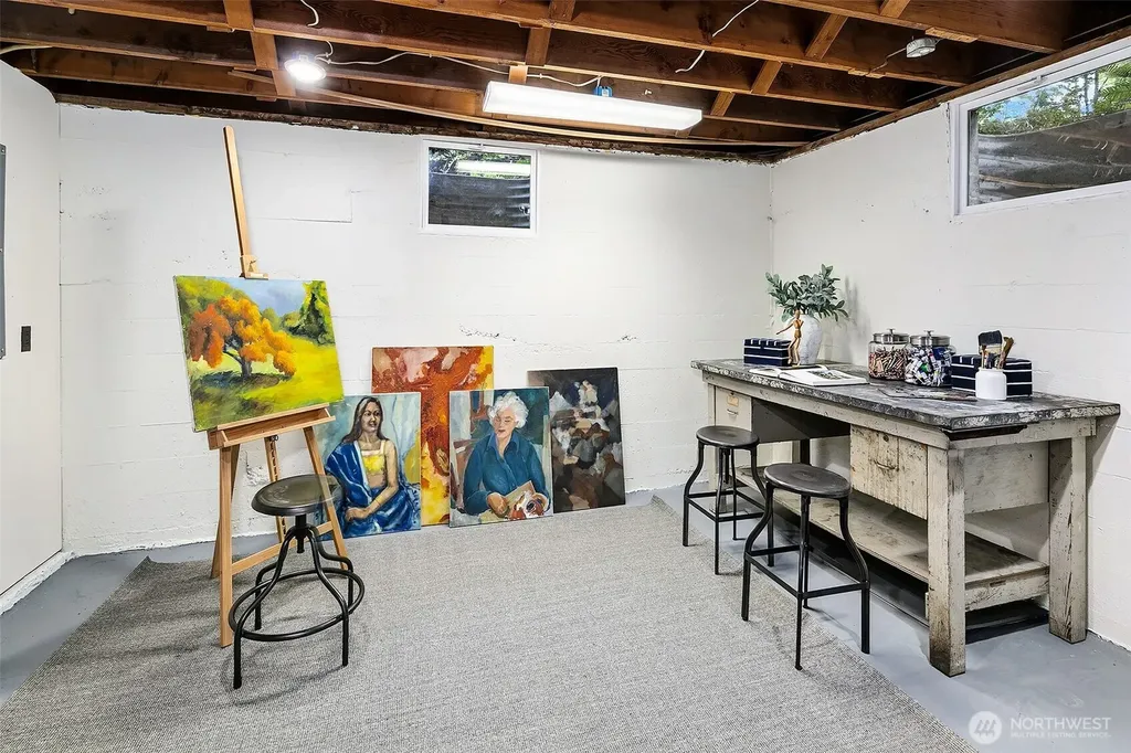6533 38th Avenue SW Seattle WA 98126